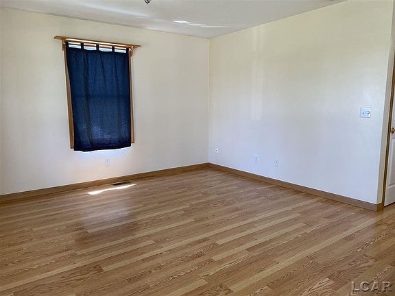 4th image of 712 Parkwood Ave