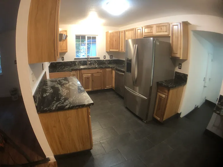 1405 Cypress Ln — Photo 8
