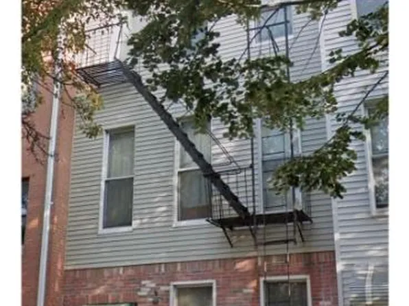 111 Calyer Street, Brooklyn, NY 11222