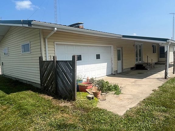 4th image of 25326 E 330th St