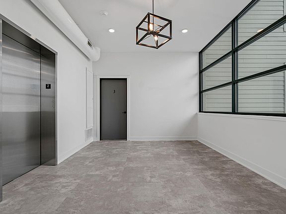 3rd image of 5754 Shady Oak Rd #3