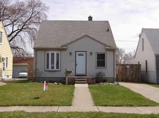 25920 Fern St, Roseville, MI 48066