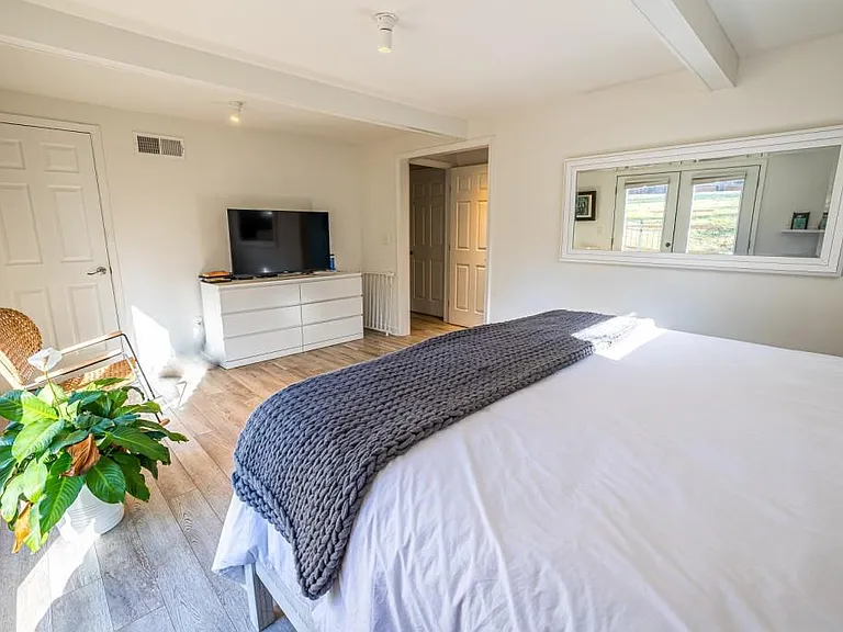 3650 Fortingale Rd — Photo 9