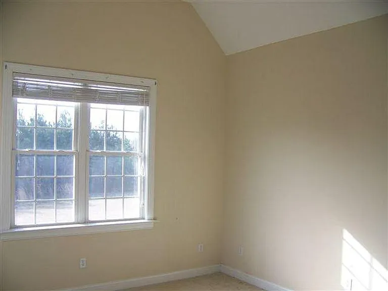 3709 Stonehenge Ln W — Photo 24
