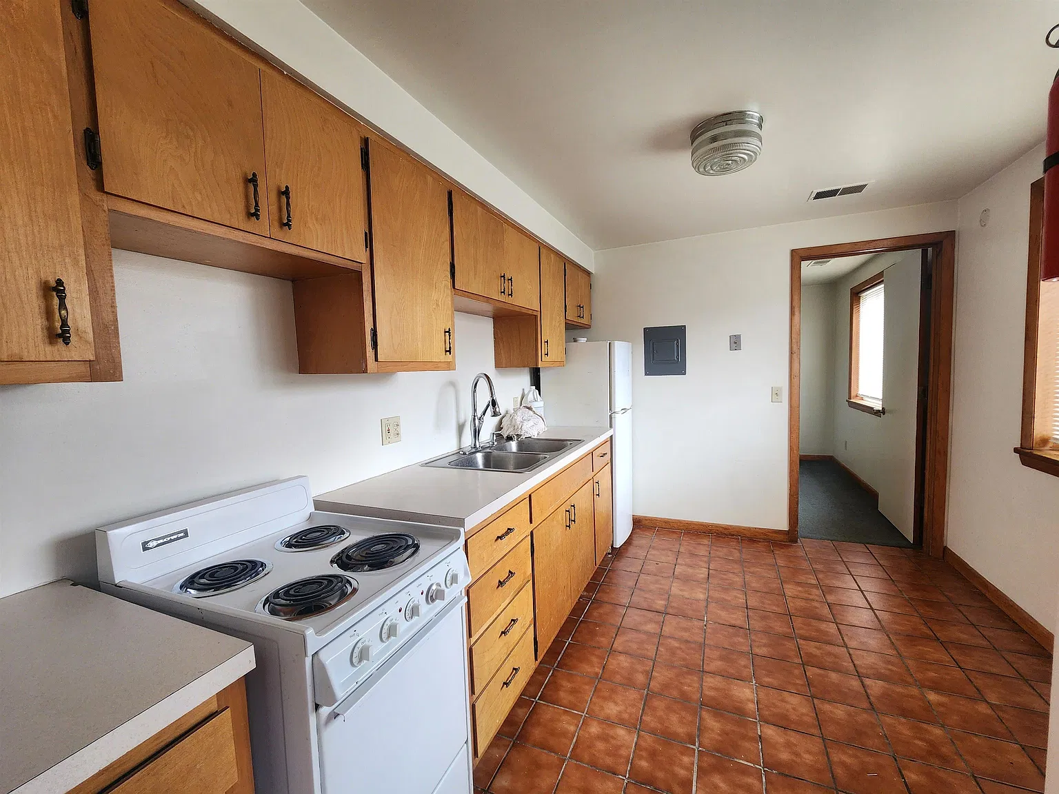 509 N Grant St — Photo 3