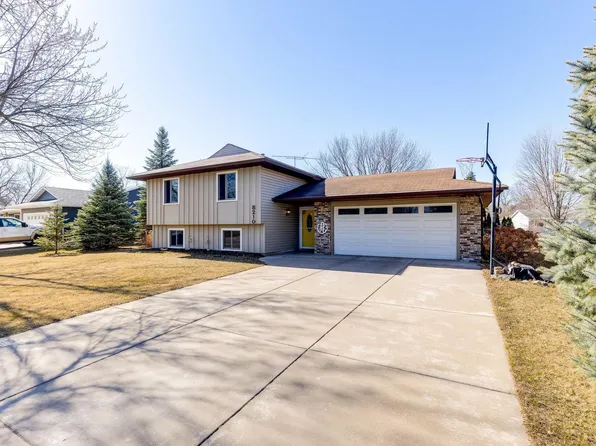 8210 Indian Blvd S, Cottage Grove, MN 55016