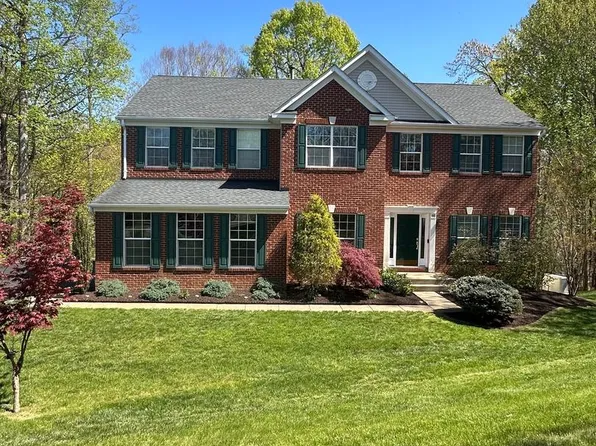 59 Twin Hill Ln, Stafford, VA 22554