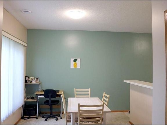 5th image of 8072 Stratford Cir S