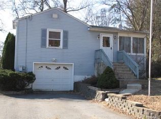 37 Ferrara Dr, Middletown, NY 10941