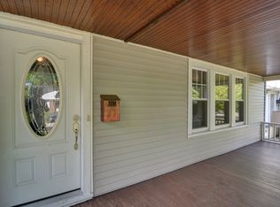 334 Kenilworth Rd, Bay Village, OH 44140