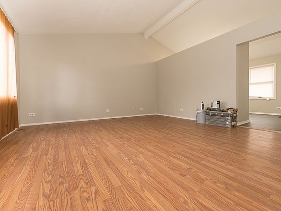 3rd image of 1712 Hermon Ave