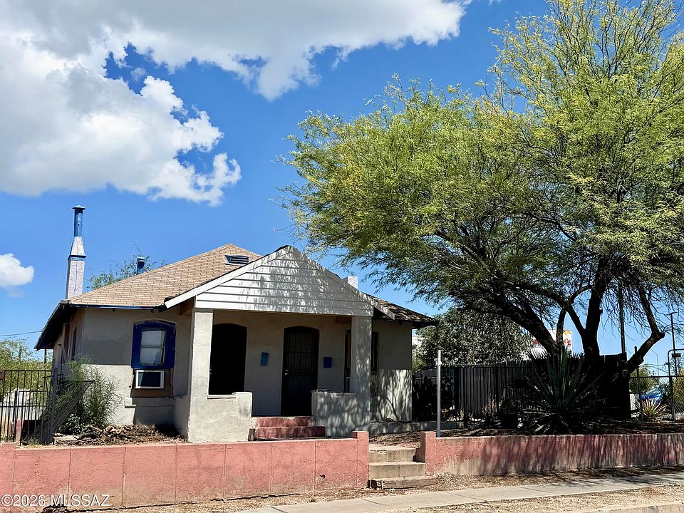 1st image of 1134 N 6th Ave