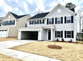 510 Citrus Petal Rd, Fuquay Varina, NC 27526