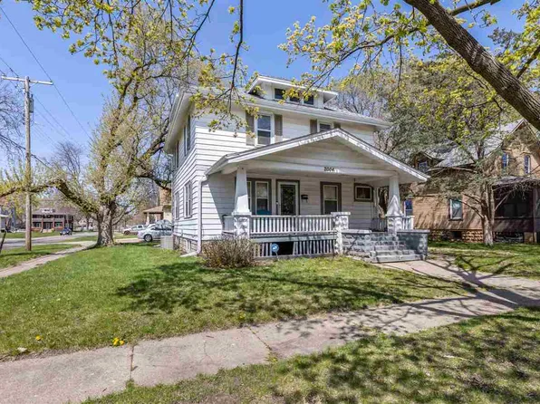 2004 17th Ave, Rockford, IL 61104