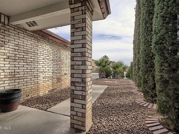 2nd image of 12321 Tierra Laguna Dr