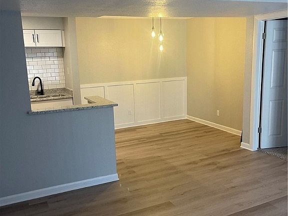 4th image of 904 University Oaks Blvd APT 154