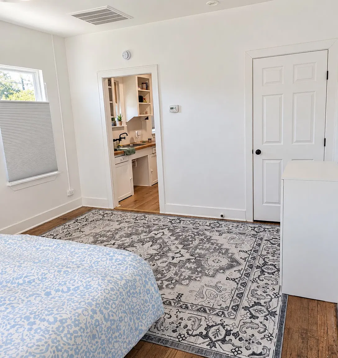 1 bed, 450 sqft, $950 — Photo 3