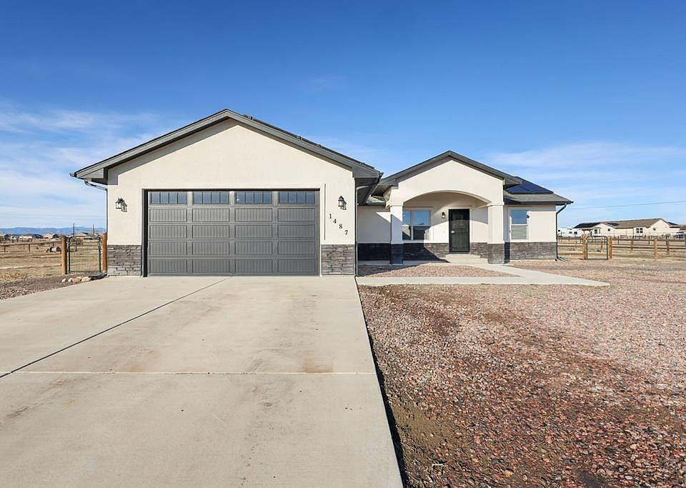 1st image of 1487 E Arrowwood Ln