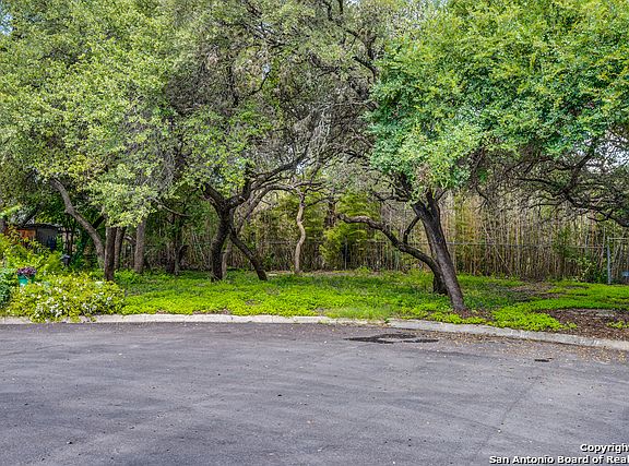 2nd image of 3402 Wellsprings Dr