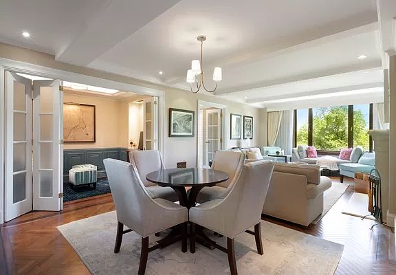 4th image of 128 Central Park S #8B