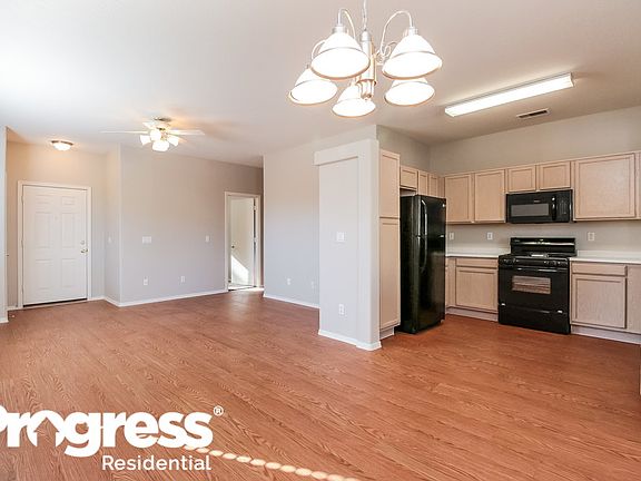 4th image of 11172 W Palm Ln