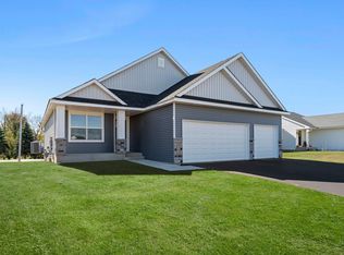 2101 Pleasant Dr, Prescott, WI 54021