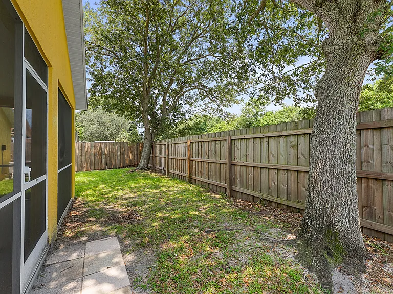 2941 Saint James Ln — Photo 27