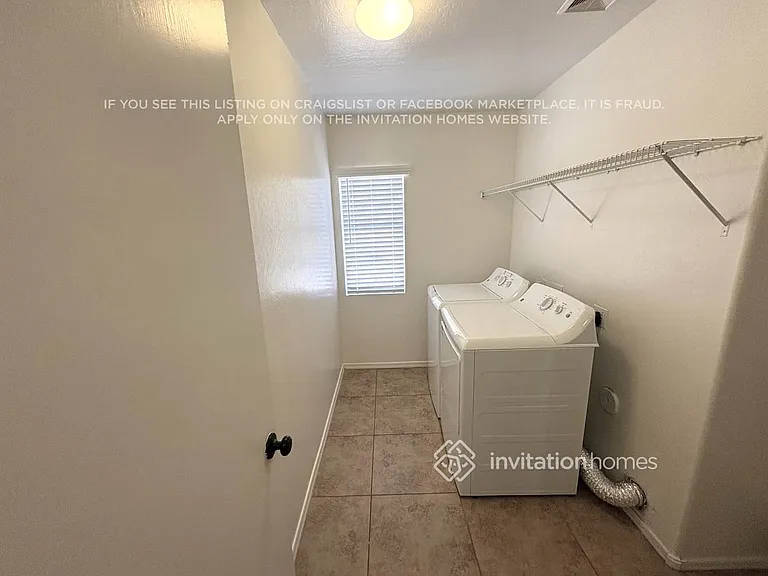 12541 W Myer Ln — Photo 16
