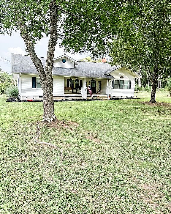 2nd image of 1106 Doctor Bowers Rd