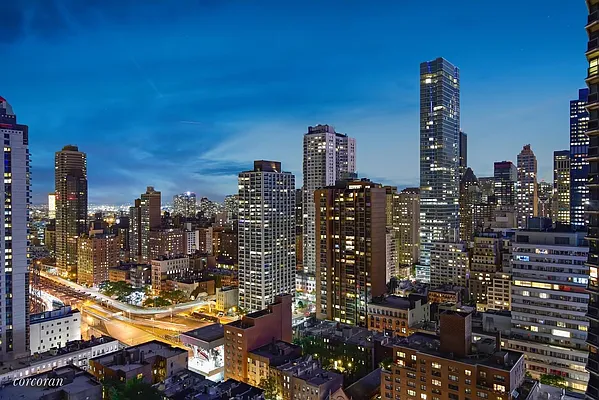 Sold by Corcoran | media 29