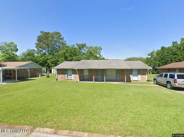 467 Annette Ln, Diberville, MS 39540