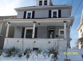 230 N 3rd St, Lehighton, PA 18235