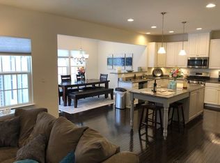 5903 Strawmount Trl, Chittenango, NY 13037