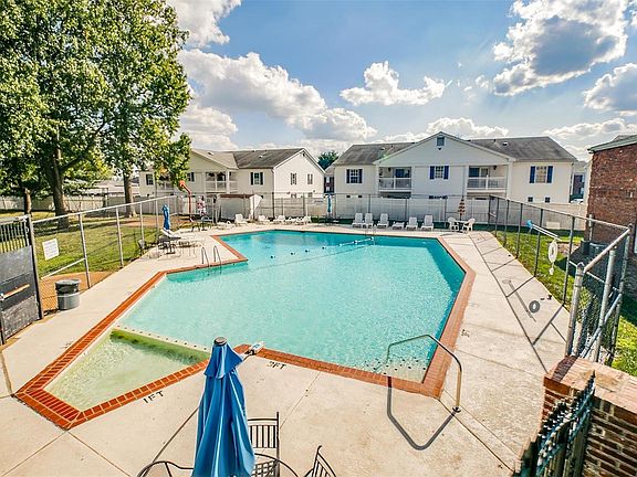 5th image of 4263 Forest De Ville Dr