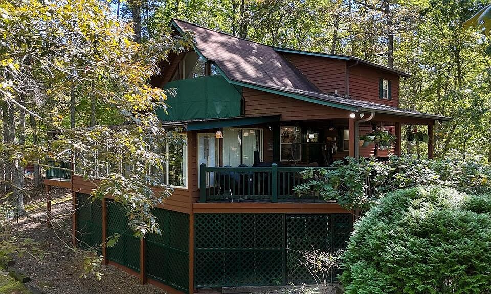 1st image of 219 Stonecrest Ln