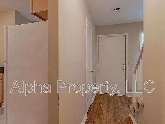 3rd image of 132 Shockley St
