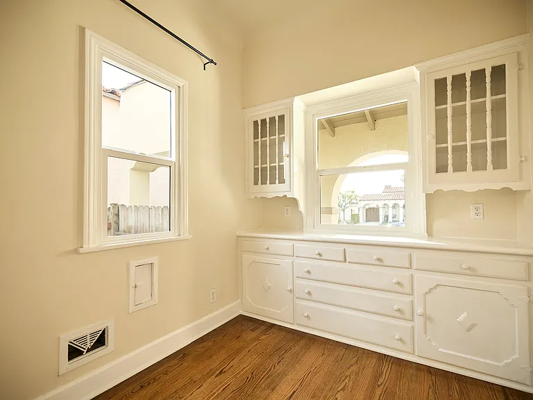 Breakfast Nook