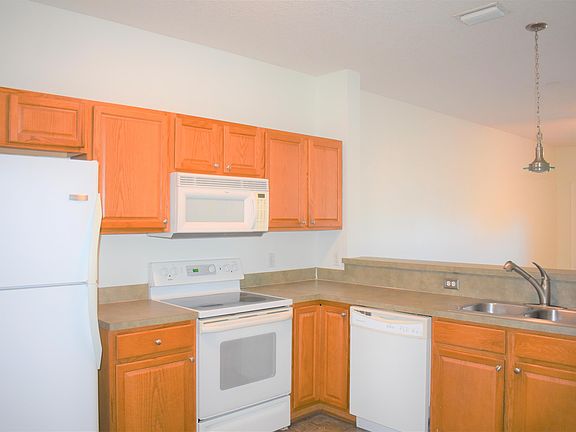 5th image of 214 Northbridge Ct
