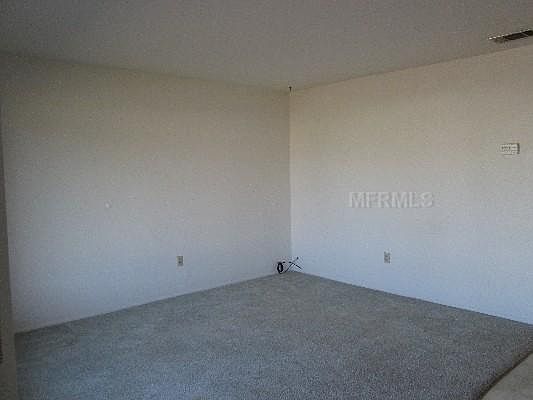 4th image of 3173 Montclair Cir