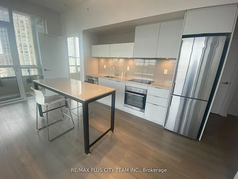 20 Thomas Riley Rd #804 — Photo 4