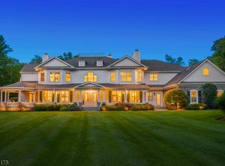 9 Roconan Dr, Mendham, NJ 07945