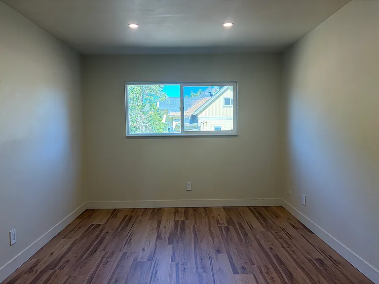 1504 Bay St #7 — Photo 5