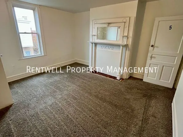 3202 Joe Hammer Sq #5, Pittsburgh, PA 15213