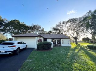 18117 S 102nd Way S, Boca Raton, FL 33498
