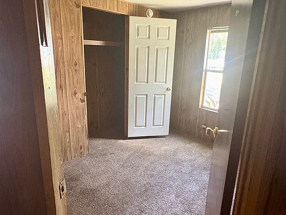 4th image of 170 NE Colvin Ave