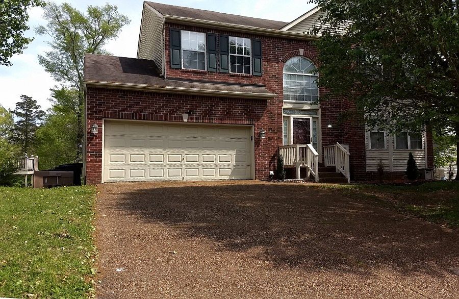 1st image of 6205 Bent Wood Dr