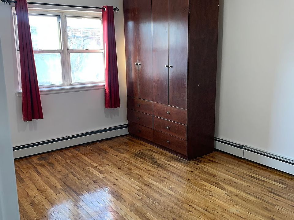 1st image of 36-24 24th St #1