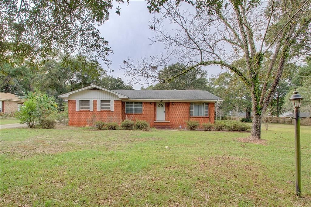5817 Moffett Rd, Mobile, AL 36618 Zillow