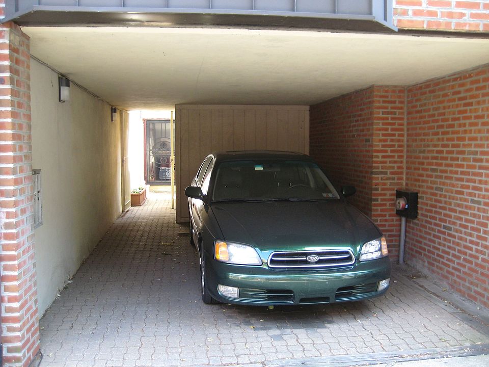 Carport/Entrance