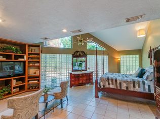307 Lazy Hollow Dr, League City, TX 77573